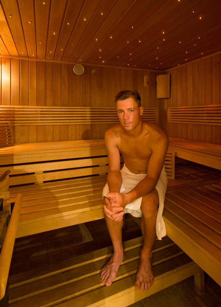 Entspannen Sie in der Sauna im Hotel Oasis Loipersdorf