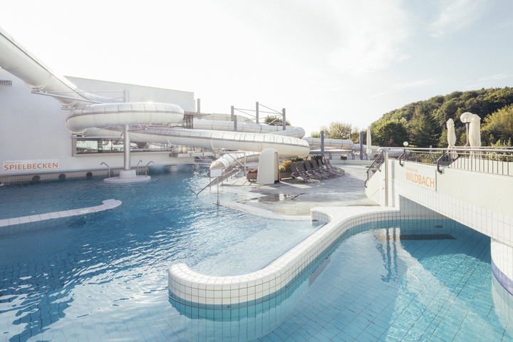 Erlebnisurlaub Familie Freizeit Therme Loipersdorf Hotel Oasis