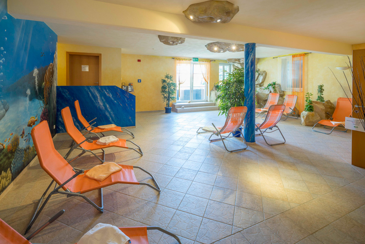 Entspannen im Wellnessbereich im 4* Hotel Garni Oasis